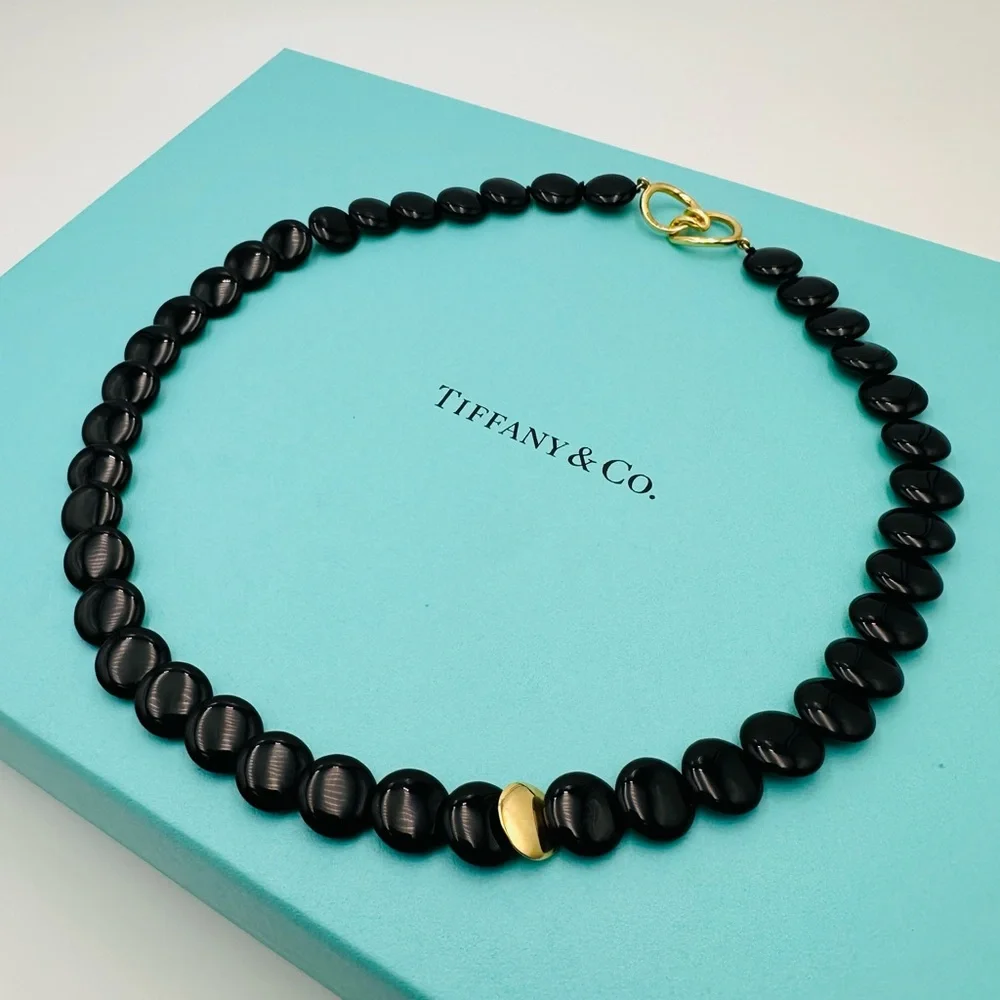 Vintage Tiffany & Co. Lentil Onyx 18K Yellow Gold Necklace 17” Presentation Box